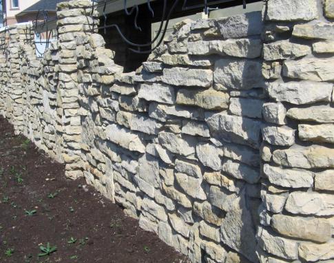 каменный забор построить каменную стену своими руками