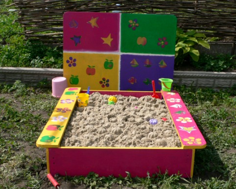 Сделать детскую песочницу в деревне своими руками
