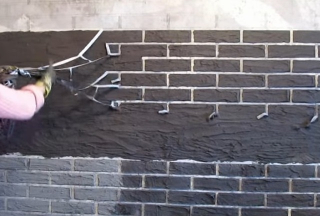 Имитация кирпича штукатуркой: декорируем стены своими руками, чтобы они были похожи на кирпичи