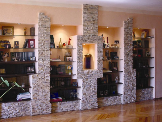 Искусственный камень в интерьере – варианты внутренней отделки помещения, фото