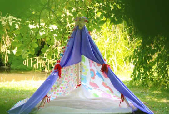 Палатки для дачи – варианты и фото. Как сделать садовую палатку своими руками?