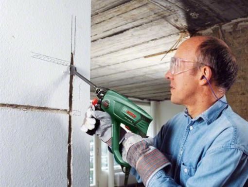 Штробление стен под проводку и розетки - особенности процесса, подходящий инструмент