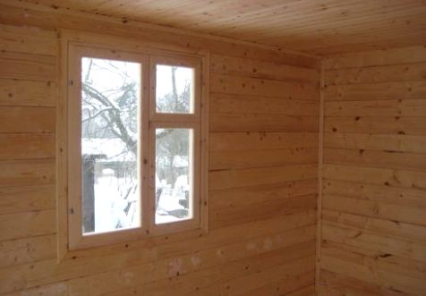Выбираем недорогие окна для дачи - пластиковые или деревянные?